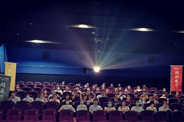 ������ʷ���ᱲ����ǿ ���� ȼ�����ȫԱ��Ӱ�˶�